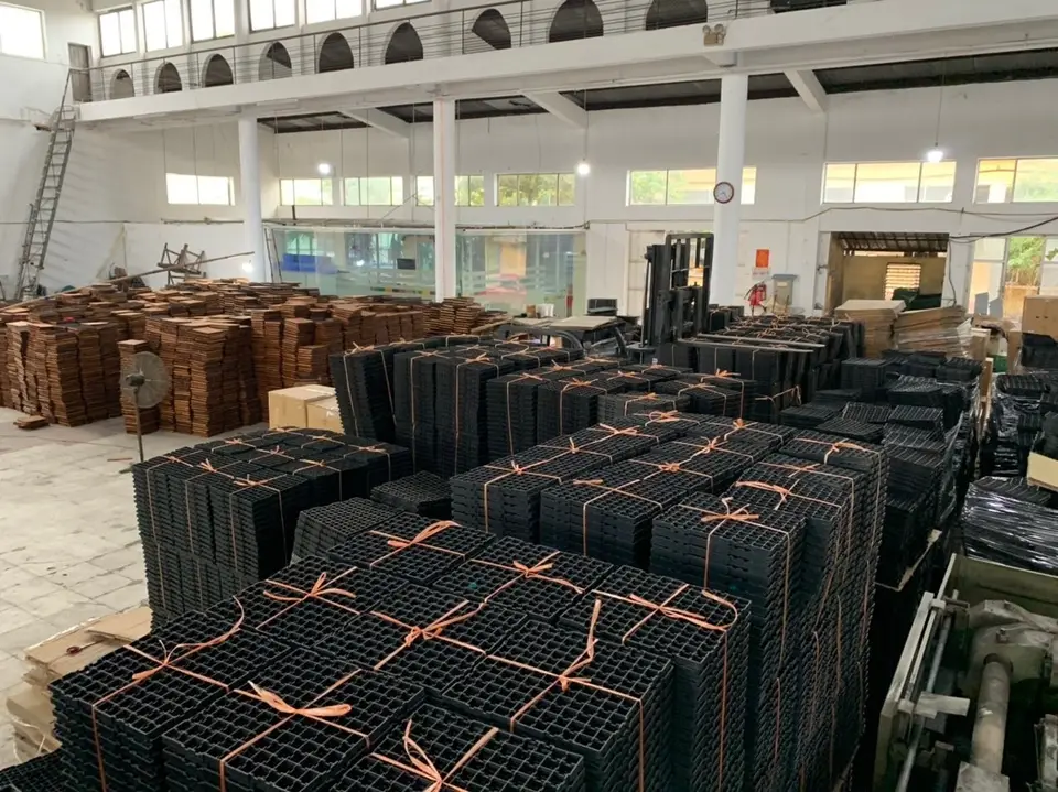 Plastic tile bases
